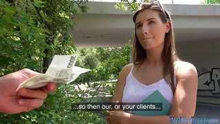 POV-park ficken mit niedlichen europäischen amateur