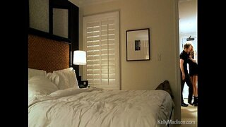 Mainit Na Hotel, Na May Isang Natural Na Suso