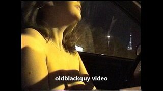 Oldblackguy takes debbie blinken nackt an der ëffentlechkeet